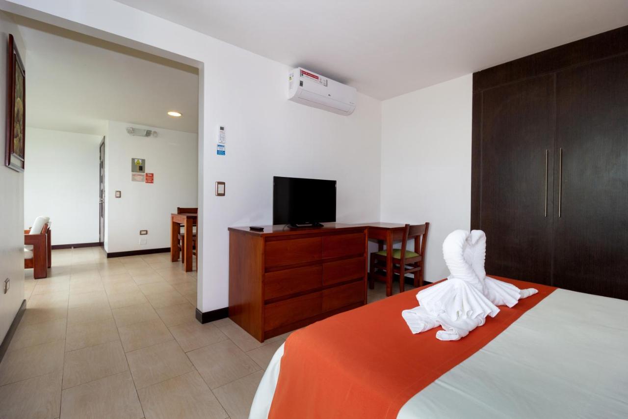 Galapagos Apartments - Bay View House Puerto Ayora  Exterior photo